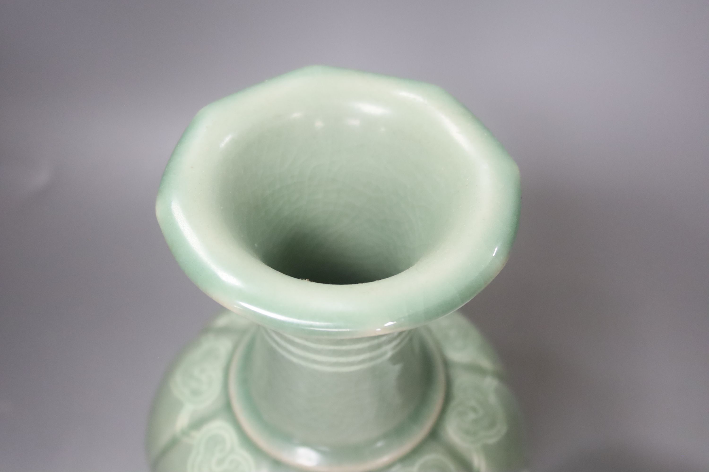 A Chinese green glazed bowl and a Korean celadon vase, height 27cm